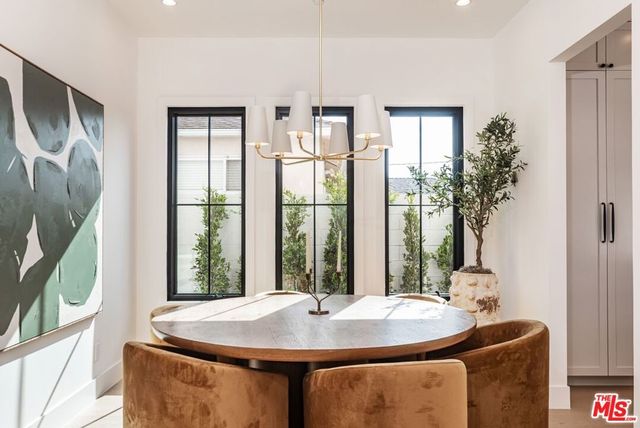 7419 Alverstone Avenue, Los Angeles, CA 90045