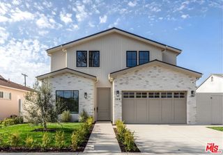 7419 Alverstone Avenue, Los Angeles, CA 90045