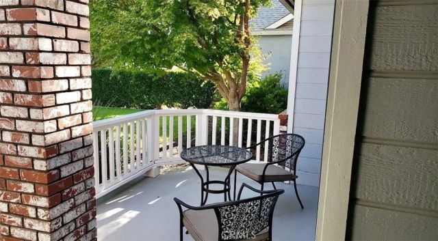 2559 E Fallbrook, Fresno, CA 93720