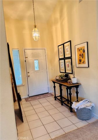 2559 E Fallbrook, Fresno, CA 93720