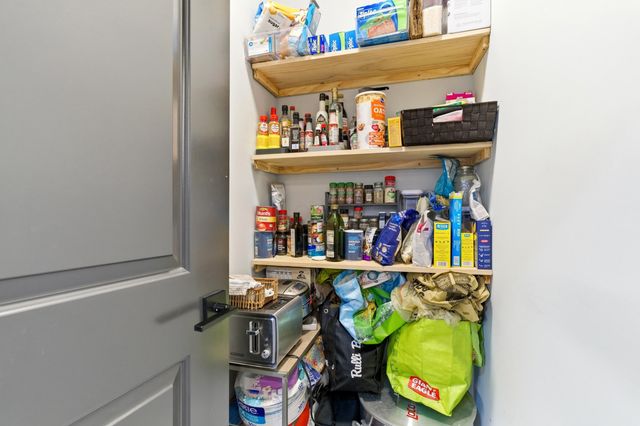 933 Linwood Avenue, Columbus, OH 43206