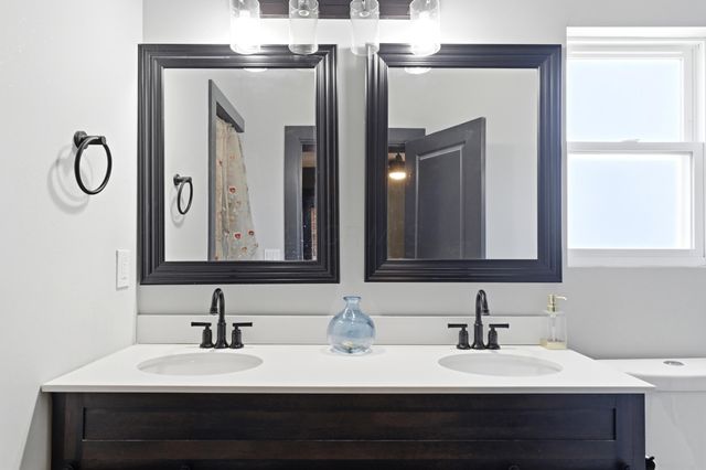 933 Linwood Avenue, Columbus, OH 43206