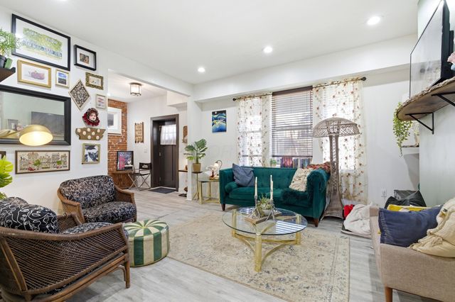 933 Linwood Avenue, Columbus, OH 43206