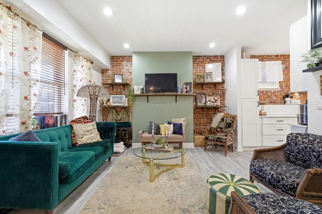 933 Linwood Avenue, Columbus, OH 43206