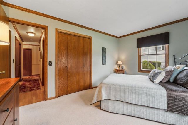 521 WILLOW DRIVE, Fond Du Lac, WI 54935