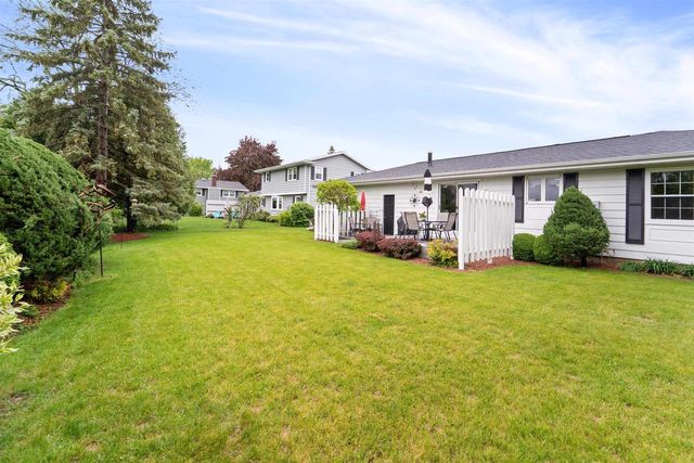 521 WILLOW DRIVE, Fond Du Lac, WI 54935