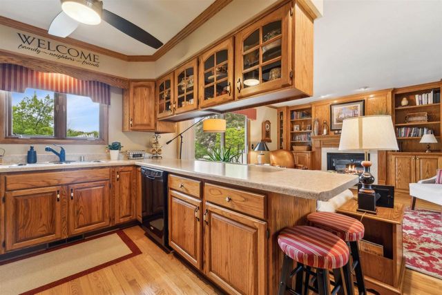 521 WILLOW DRIVE, Fond Du Lac, WI 54935