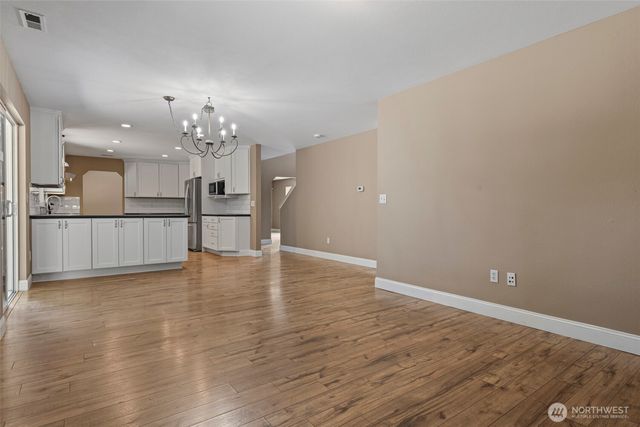 9917 140th Street Ct E, Puyallup, WA 98373