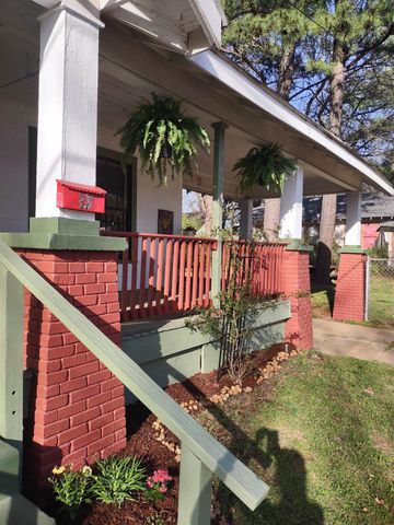 3544 FORREST AVE E, Memphis, TN 38122