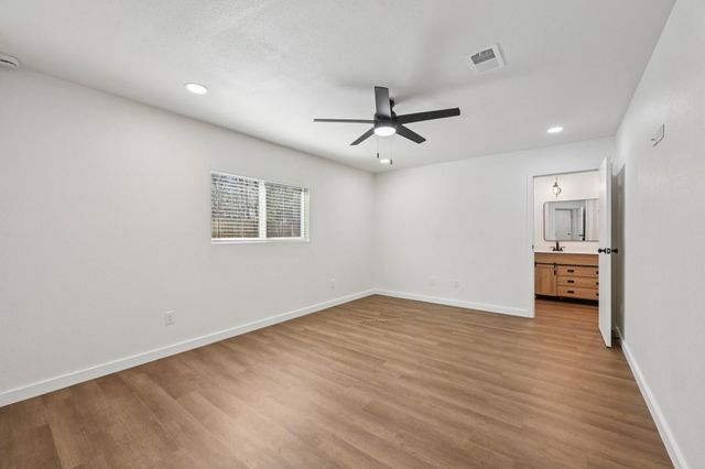 14 Fiddleleaf Court, The Woodlands, TX 77381