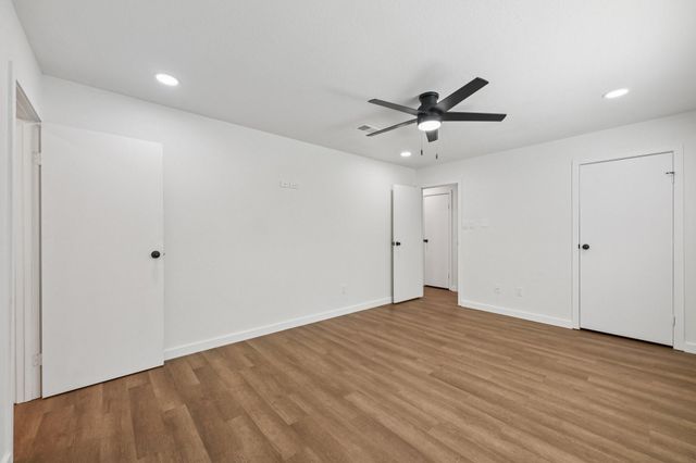 14 Fiddleleaf Court, The Woodlands, TX 77381