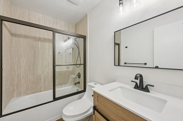 14 Fiddleleaf Court, The Woodlands, TX 77381