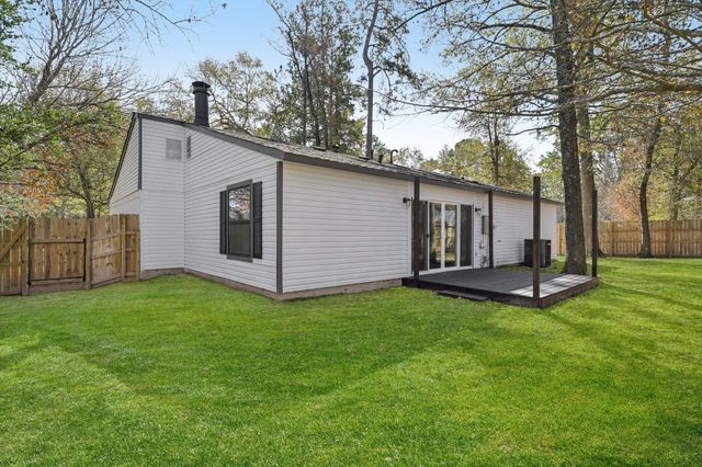 14 Fiddleleaf Court, The Woodlands, TX 77381