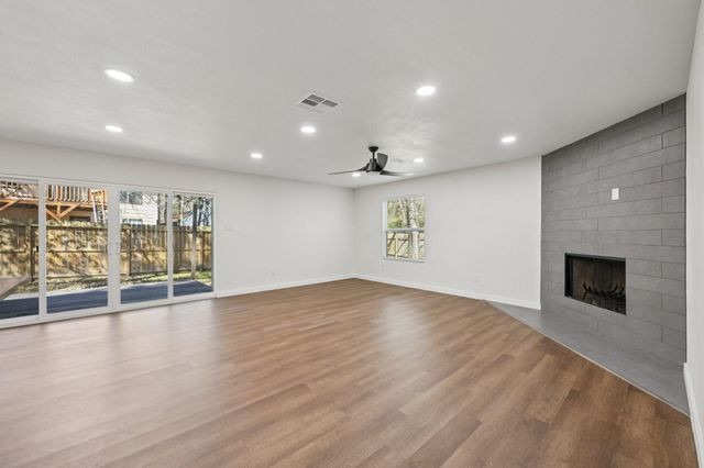 14 Fiddleleaf Court, The Woodlands, TX 77381