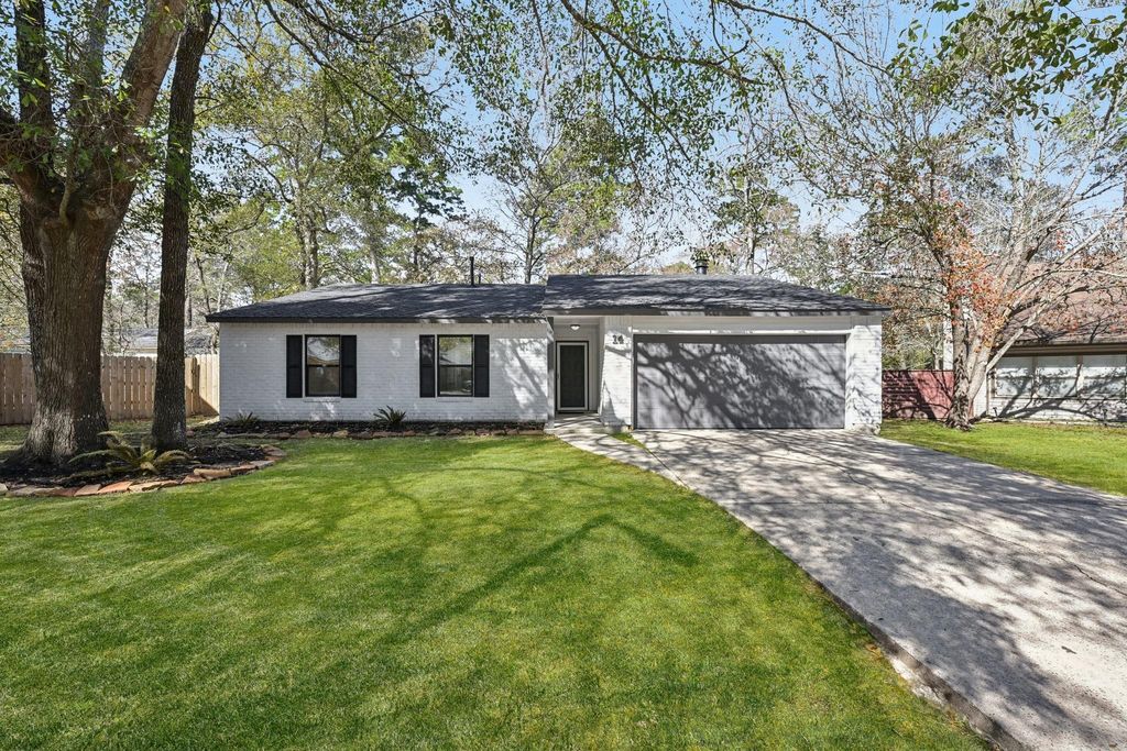 14 Fiddleleaf Court, The Woodlands, TX 77381