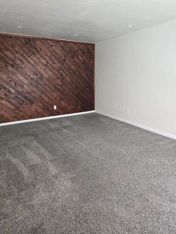 294 Chambers St 12, El Cajon, CA 92020