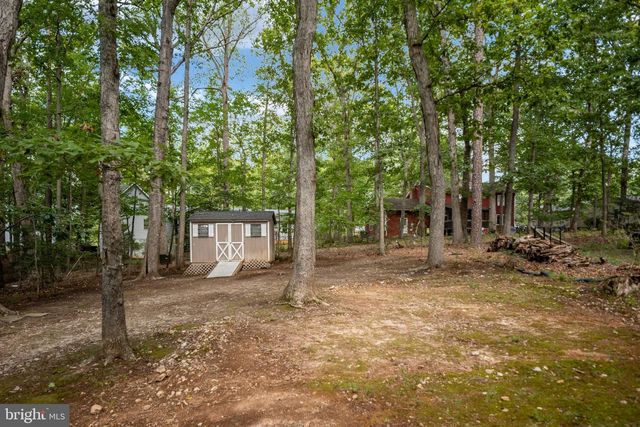 207 CREEKSIDE DR, Locust Grove, VA 22508