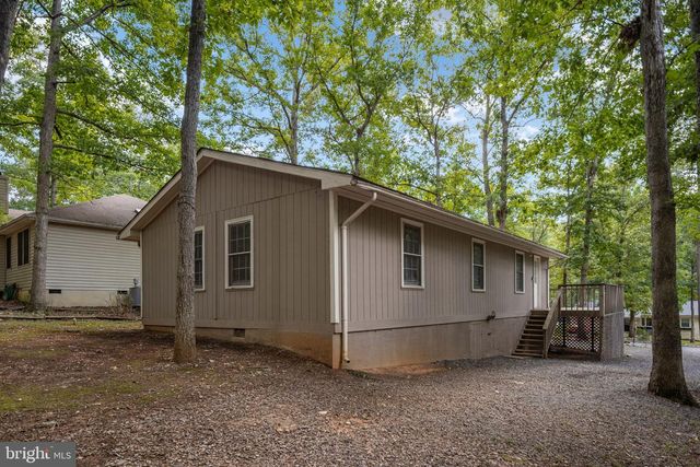 207 CREEKSIDE DR, Locust Grove, VA 22508