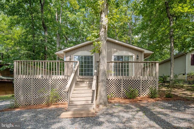 207 CREEKSIDE DR, Locust Grove, VA 22508