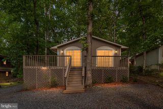 207 CREEKSIDE DR, Locust Grove, VA 22508