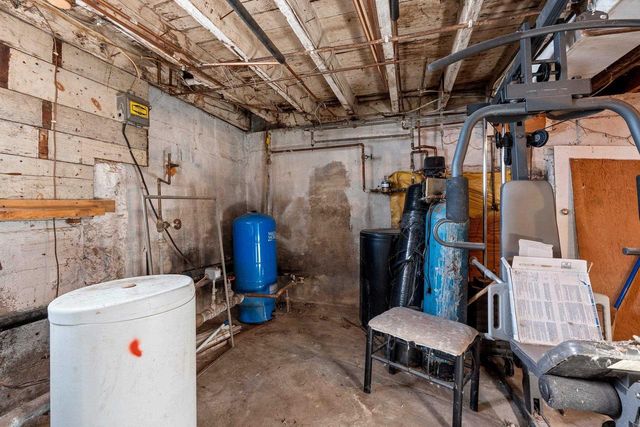 651 N WISCONSIN STREET, Berlin, WI 54923