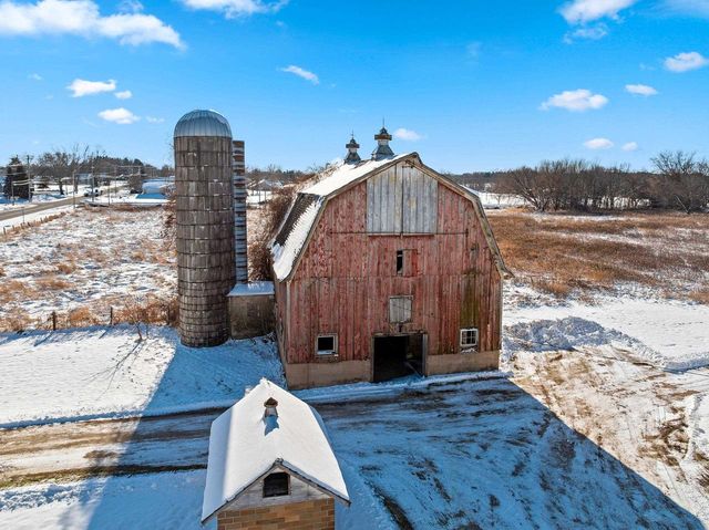 651 N WISCONSIN STREET, Berlin, WI 54923