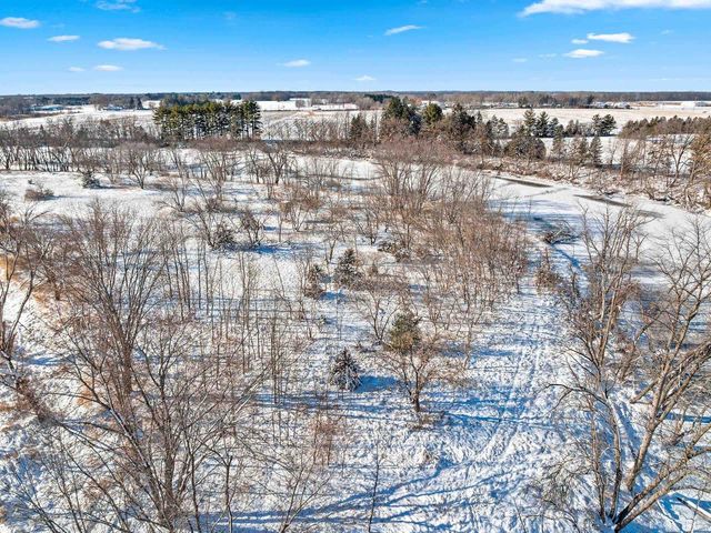 651 N WISCONSIN STREET, Berlin, WI 54923