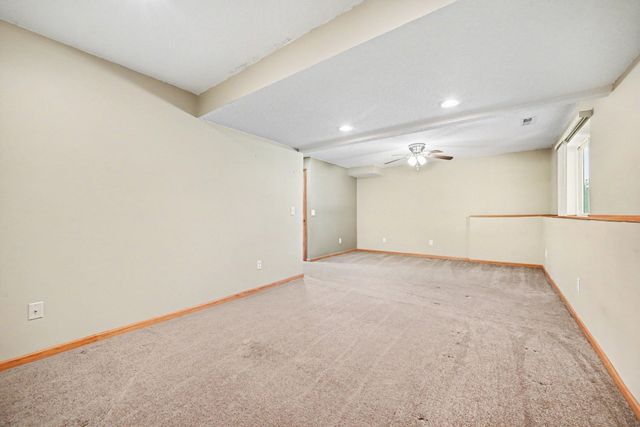 9674 Hale Avenue S, Cottage Grove, MN 55016