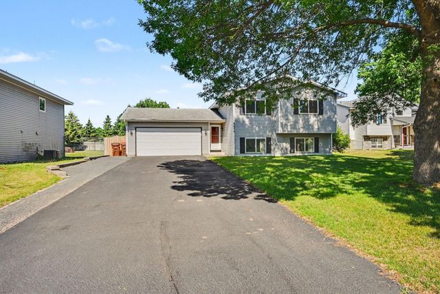9674 Hale Avenue S, Cottage Grove, MN 55016