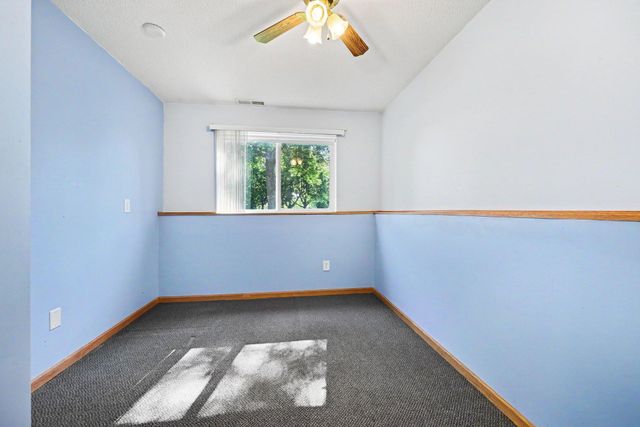 9674 Hale Avenue S, Cottage Grove, MN 55016