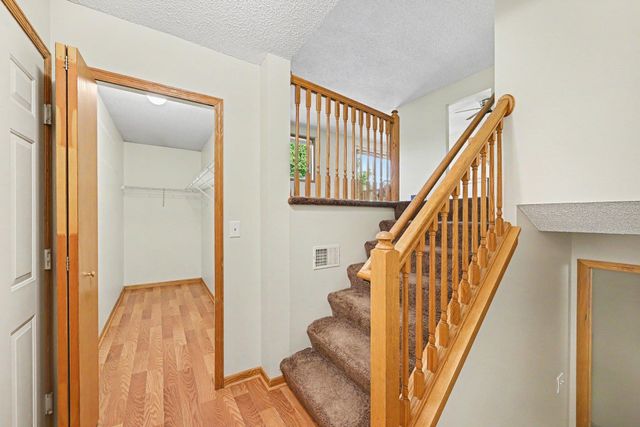 9674 Hale Avenue S, Cottage Grove, MN 55016