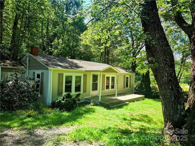 1875 Laurel Fork Road, Vilas, NC 28692