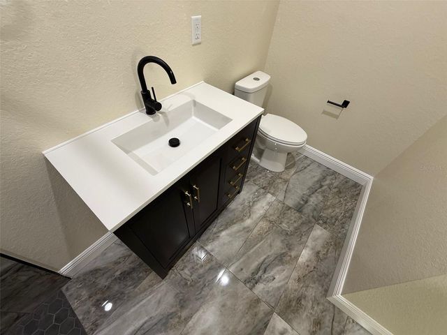 2027 SE 45 TERRACE, Gainesville, FL 32641