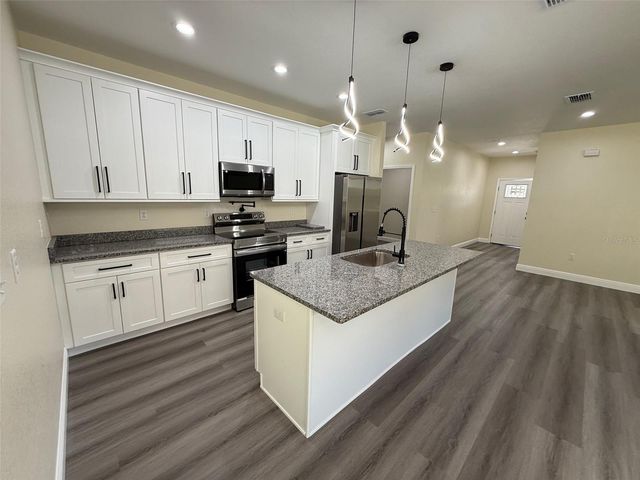 2027 SE 45 TERRACE, Gainesville, FL 32641