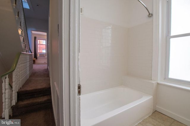 2039 N GRATZ ST, Philadelphia, PA 19121