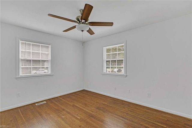 863 Catalina DR, Newport News, VA 23608