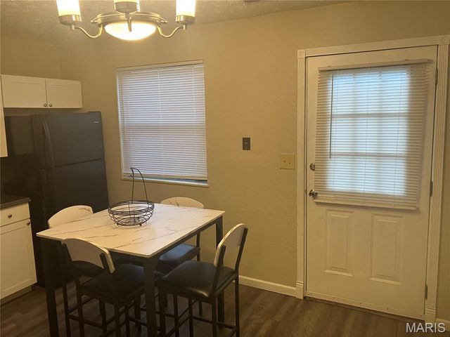 1009 Belle Valley Drive 8, Belleville, IL 62220