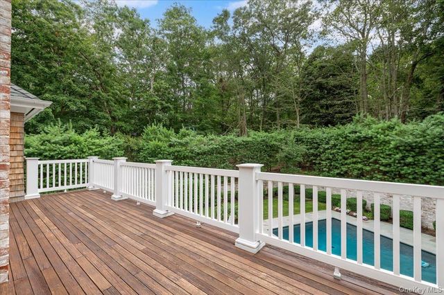 1481 N Country Road, Wading River, NY 11792