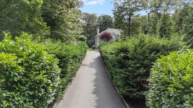 1481 N Country Road, Wading River, NY 11792