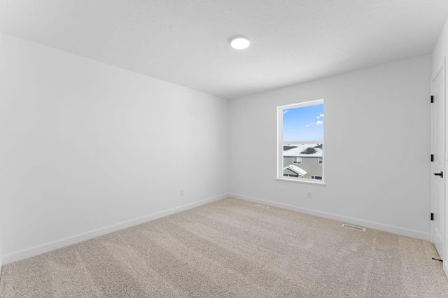 1052 Ashbury Lane NE, Hanover, MN 55341