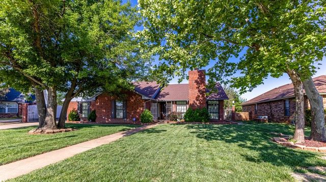 2325 East Hills Drive, Moore, OK 73160