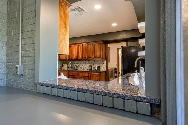 2325 East Hills Drive, Moore, OK 73160