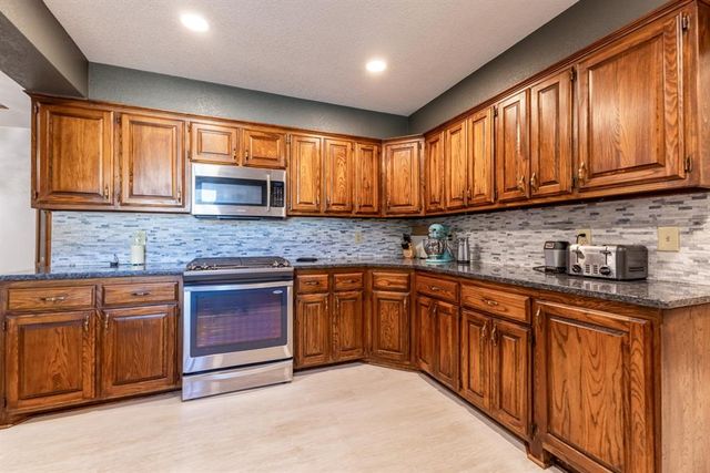 2325 East Hills Drive, Moore, OK 73160