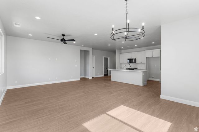 1089 E COYOTE CREST DR, Washington, UT 84780