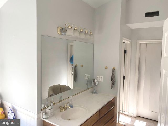 23063 PEMBROOK DR, Hollywood, MD 20636