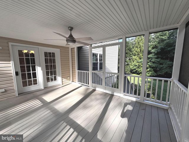 23063 PEMBROOK DR, Hollywood, MD 20636