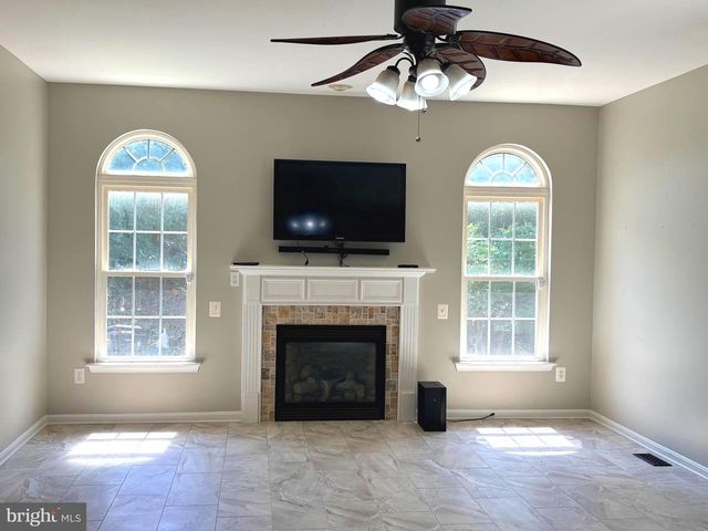23063 PEMBROOK DR, Hollywood, MD 20636