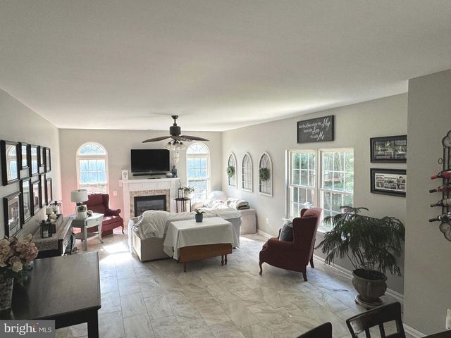 23063 PEMBROOK DR, Hollywood, MD 20636