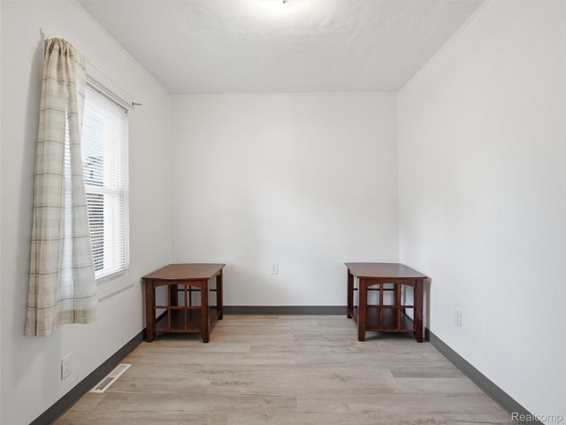 808 Corwin Court, Pontiac, MI 48340