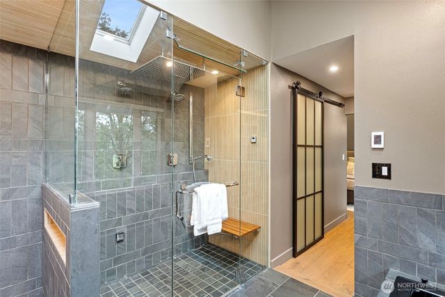 16430 266th Avenue SE, Issaquah, WA 98027